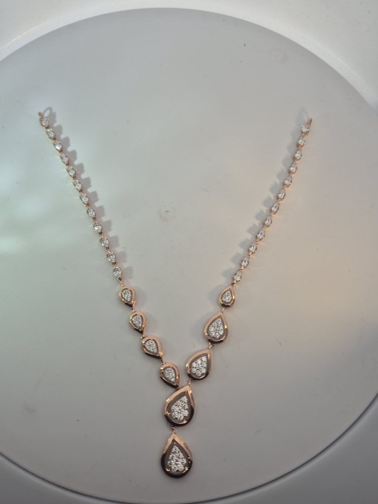 Élan Teardrop Necklace & Stud Earrings Set — View 4
