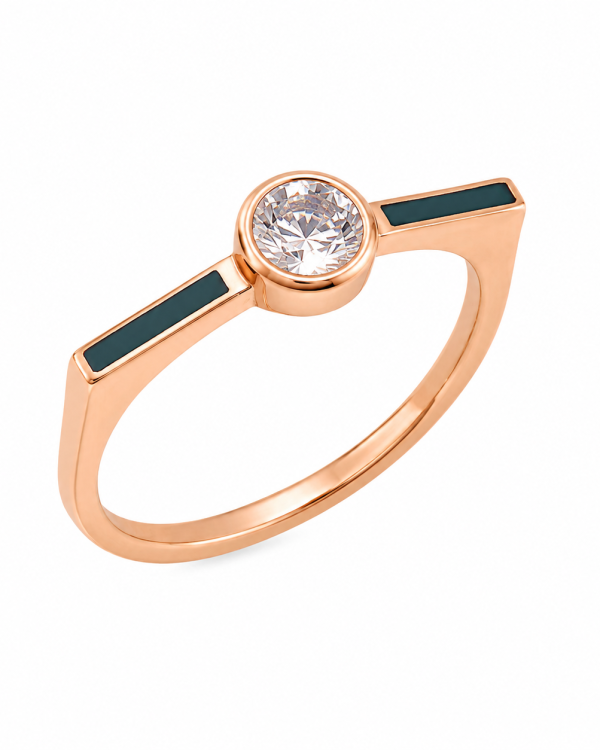 Éclat Solstice Solitaire Ring — styled view
