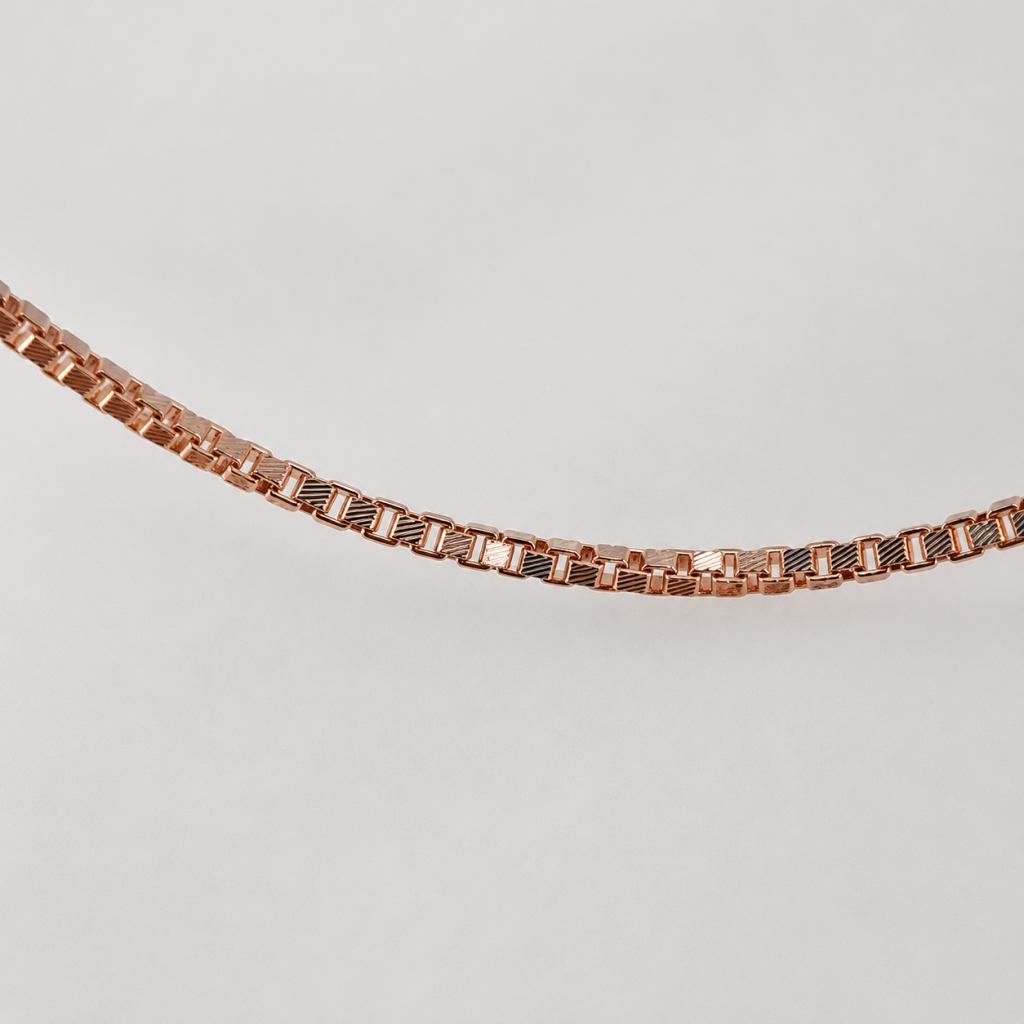 JAINIKA Essential Rose Gold Box Chain — View 3