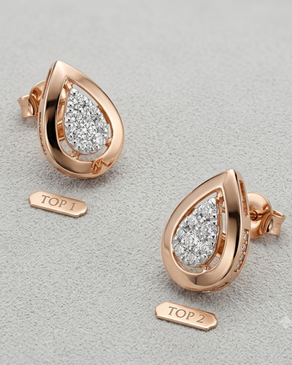 Élan Teardrop Necklace & Stud Earrings Set
